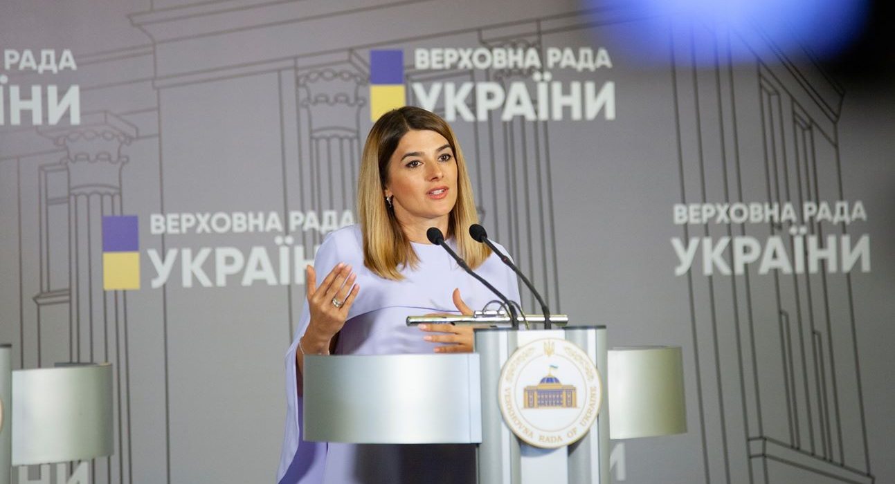 Бюджет на 2020 рік централізує кошти громад у Києві та знижує соціальні видатки