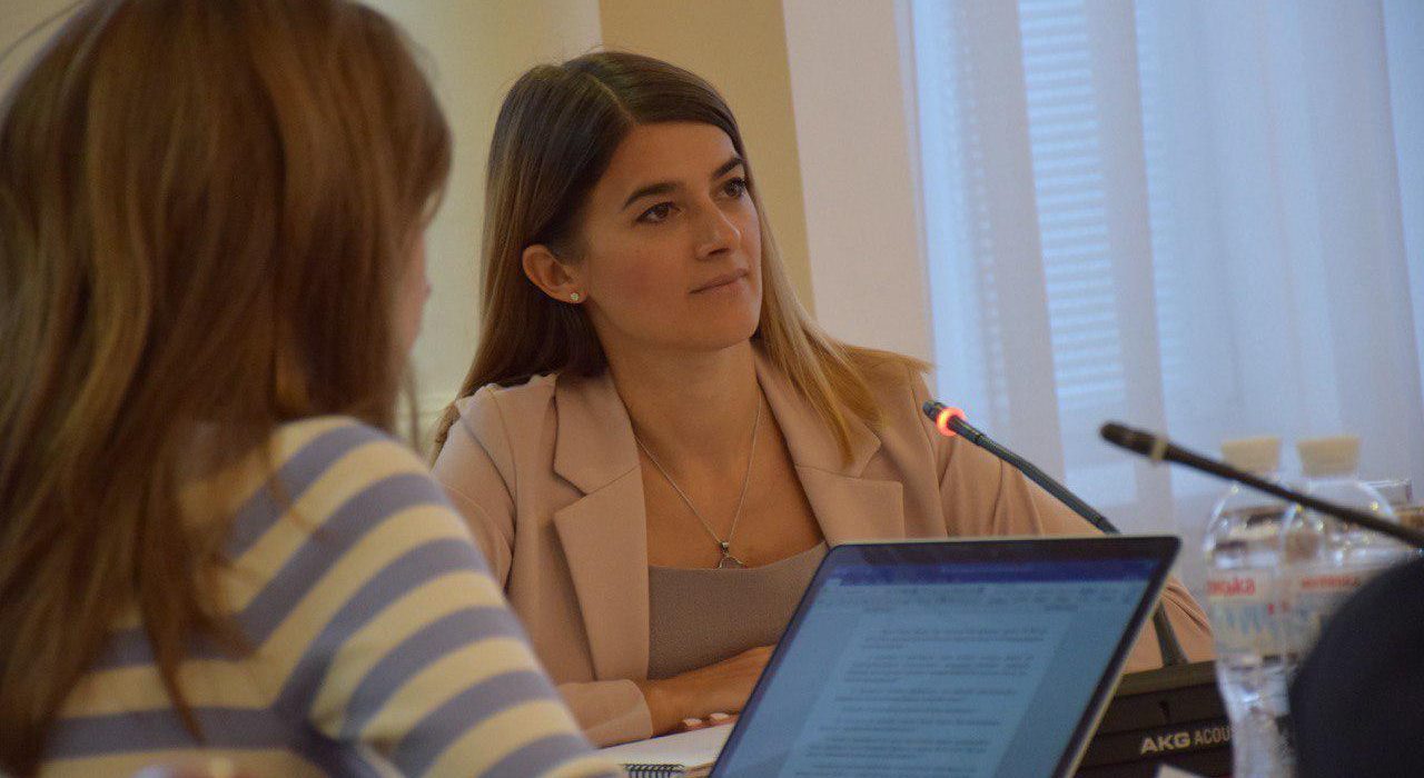 Українці потребують якісного державного сервісу, а ЦНАПи – грамотної реформації.